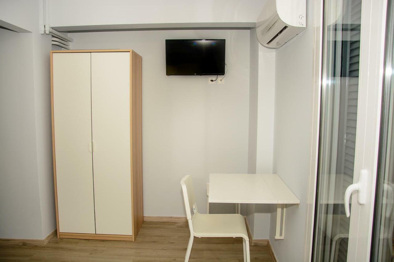 Comfy Brand New Apt Near Acropolis Museum أثينا المظهر الخارجي الصورة